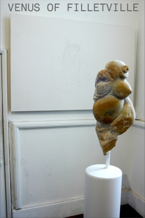 The Errorists - sculpture - venus of filletville